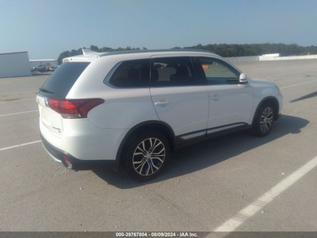 Photo 3 VIN: JA4AD3A34HZ000247 - MITSUBISHI OUTLANDER 