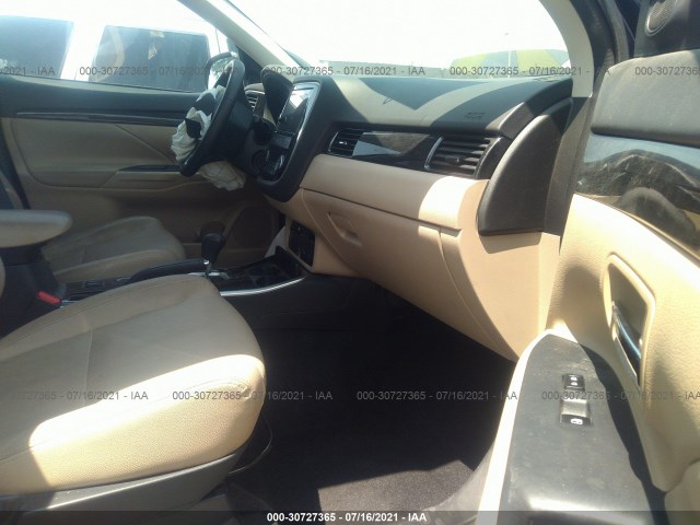 Photo 4 VIN: JA4AD3A34JJ005470 - MITSUBISHI OUTLANDER 