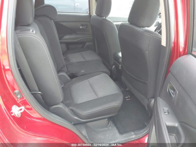 Photo 7 VIN: JA4AD3A34JZ023548 - MITSUBISHI OUTLANDER 