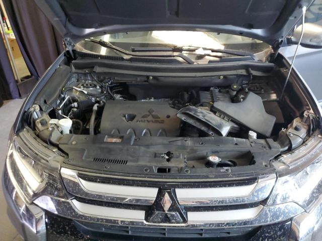 Photo 10 VIN: JA4AD3A34JZ023615 - MITSUBISHI OUTLANDER 