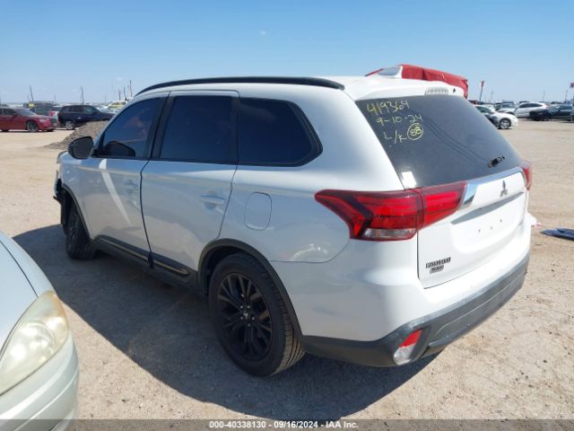 Photo 2 VIN: JA4AD3A34JZ030712 - MITSUBISHI OUTLANDER 