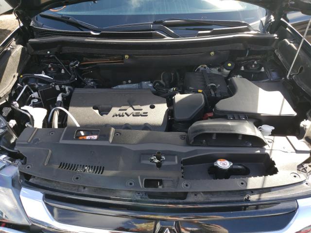 Photo 6 VIN: JA4AD3A34JZ034887 - MITSUBISHI OUTLANDER 