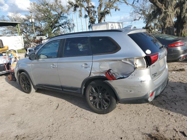 Photo 1 VIN: JA4AD3A34JZ044822 - MITSUBISHI OUTLANDER 