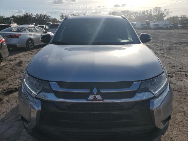 Photo 4 VIN: JA4AD3A34JZ044822 - MITSUBISHI OUTLANDER 