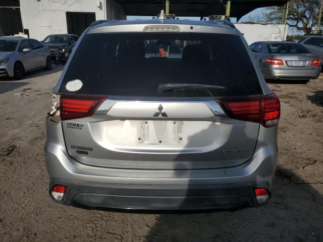 Photo 5 VIN: JA4AD3A34JZ044822 - MITSUBISHI OUTLANDER 