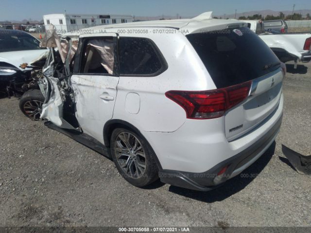 Photo 2 VIN: JA4AD3A34JZ054444 - MITSUBISHI OUTLANDER 