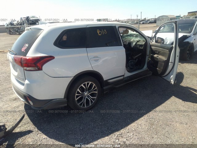 Photo 3 VIN: JA4AD3A34JZ054444 - MITSUBISHI OUTLANDER 