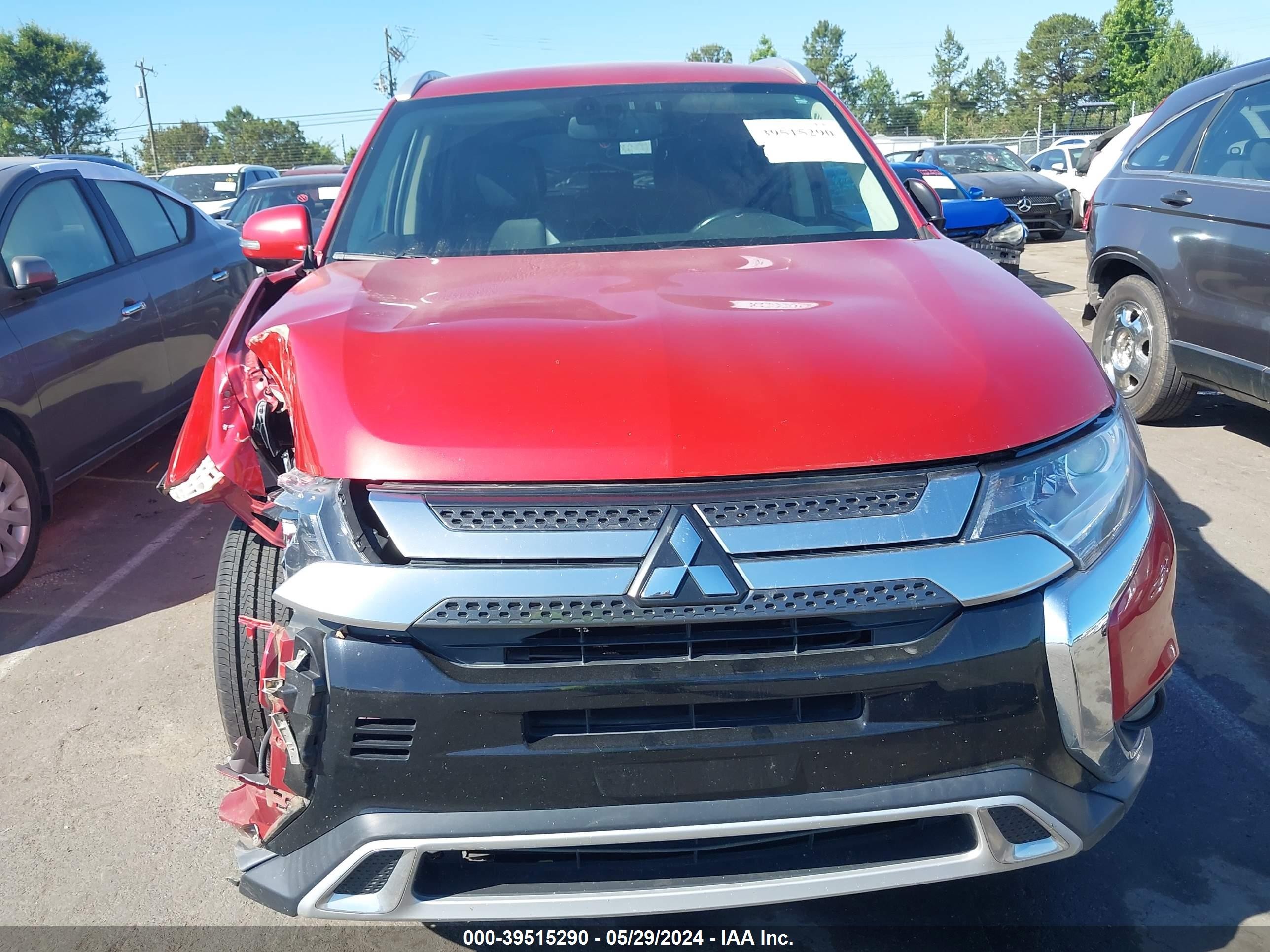 Photo 11 VIN: JA4AD3A34KZ034647 - MITSUBISHI OUTLANDER 