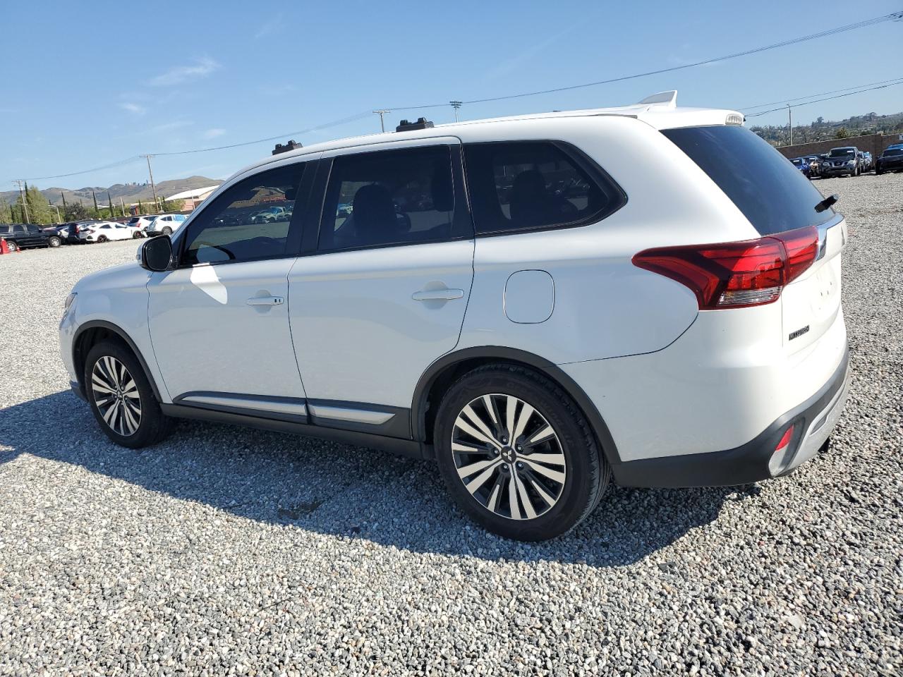 Photo 1 VIN: JA4AD3A34KZ039041 - MITSUBISHI OUTLANDER 