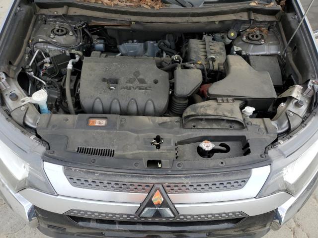 Photo 11 VIN: JA4AD3A34LZ013895 - MITSUBISHI OUTLANDER 