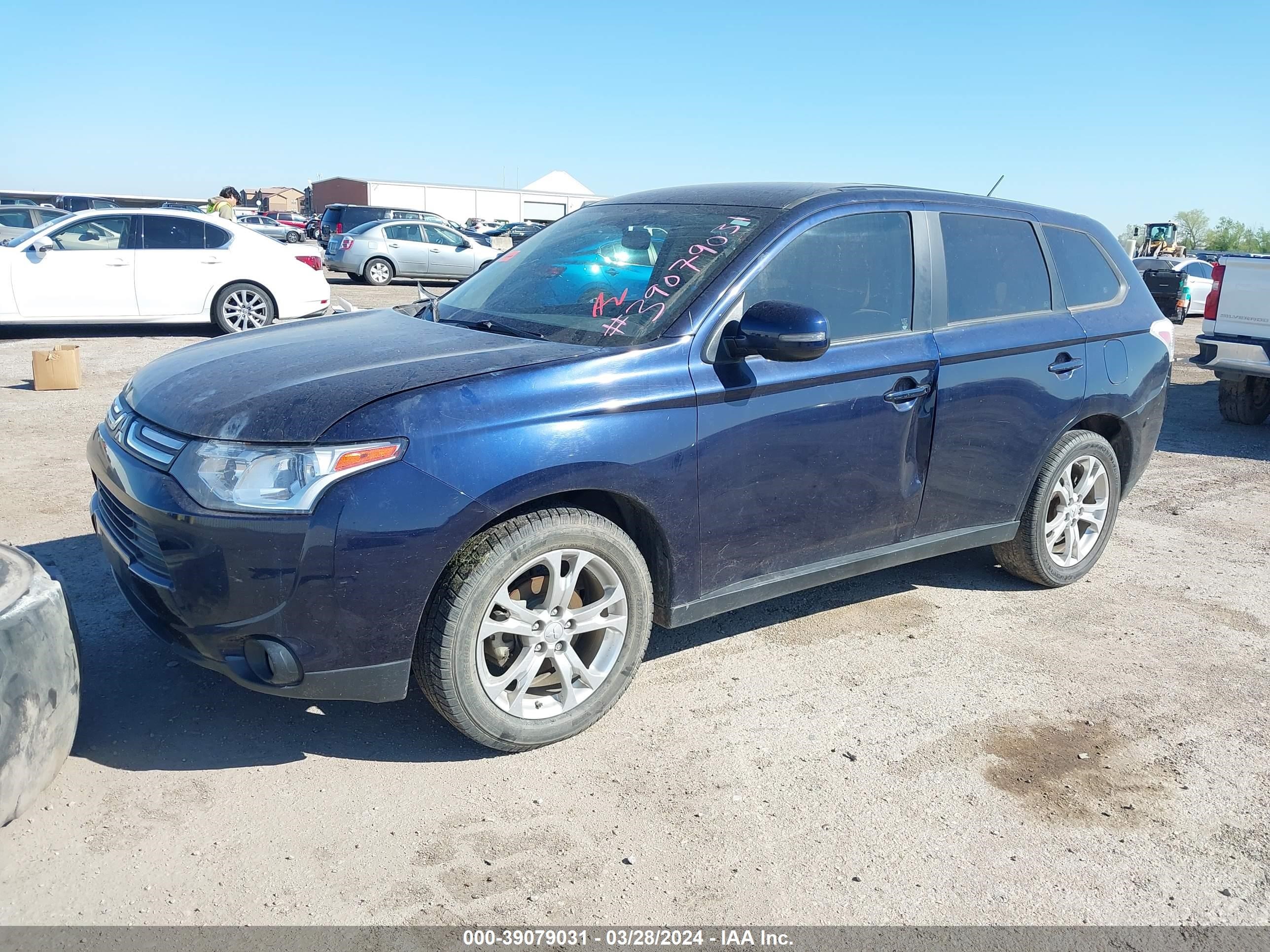 Photo 5 VIN: JA4AD3A35EZ011320 - MITSUBISHI OUTLANDER 