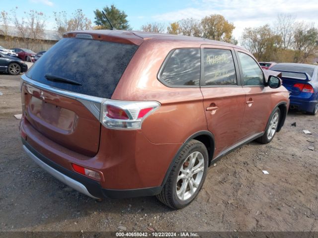 Photo 3 VIN: JA4AD3A35FZ001811 - MITSUBISHI OUTLANDER 