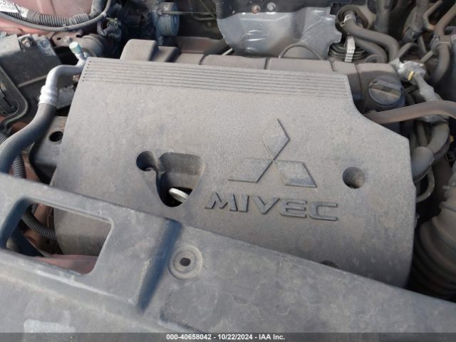 Photo 9 VIN: JA4AD3A35FZ001811 - MITSUBISHI OUTLANDER 