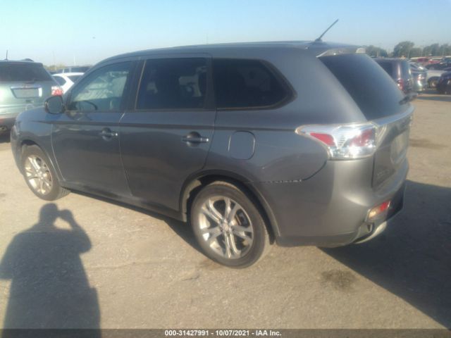 Photo 2 VIN: JA4AD3A35FZ003266 - MITSUBISHI OUTLANDER 