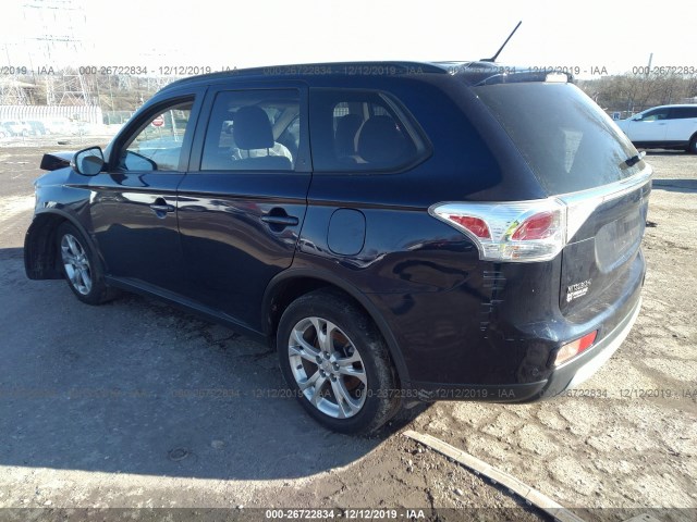 Photo 2 VIN: JA4AD3A35FZ004210 - MITSUBISHI OUTLANDER 