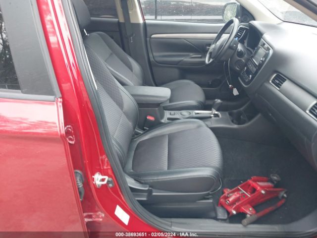 Photo 4 VIN: JA4AD3A35FZ005504 - MITSUBISHI OUTLANDER 