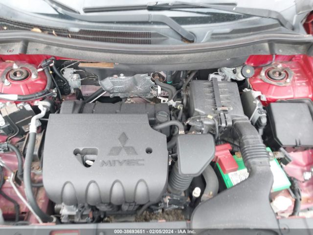 Photo 9 VIN: JA4AD3A35FZ005504 - MITSUBISHI OUTLANDER 