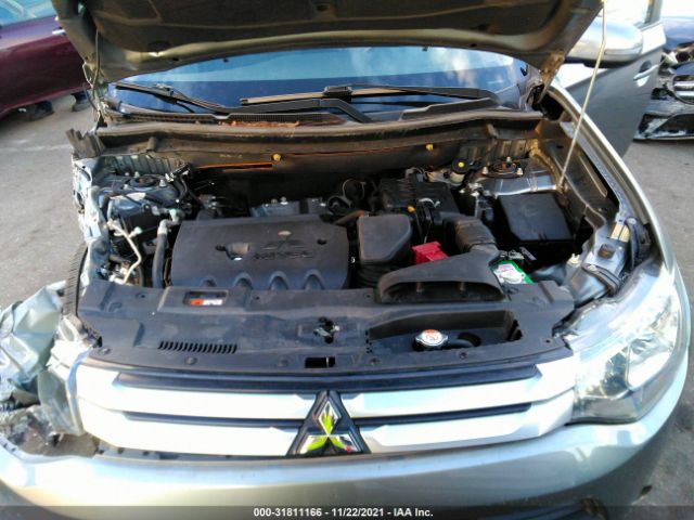 Photo 9 VIN: JA4AD3A35FZ010167 - MITSUBISHI OUTLANDER 