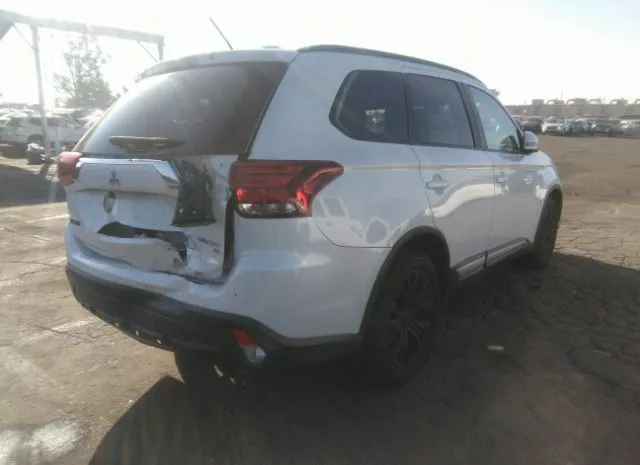 Photo 3 VIN: JA4AD3A35GZ016746 - MITSUBISHI OUTLANDER 