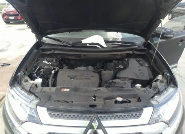 Photo 9 VIN: JA4AD3A35KZ007358 - MITSUBISHI OUTLANDER 