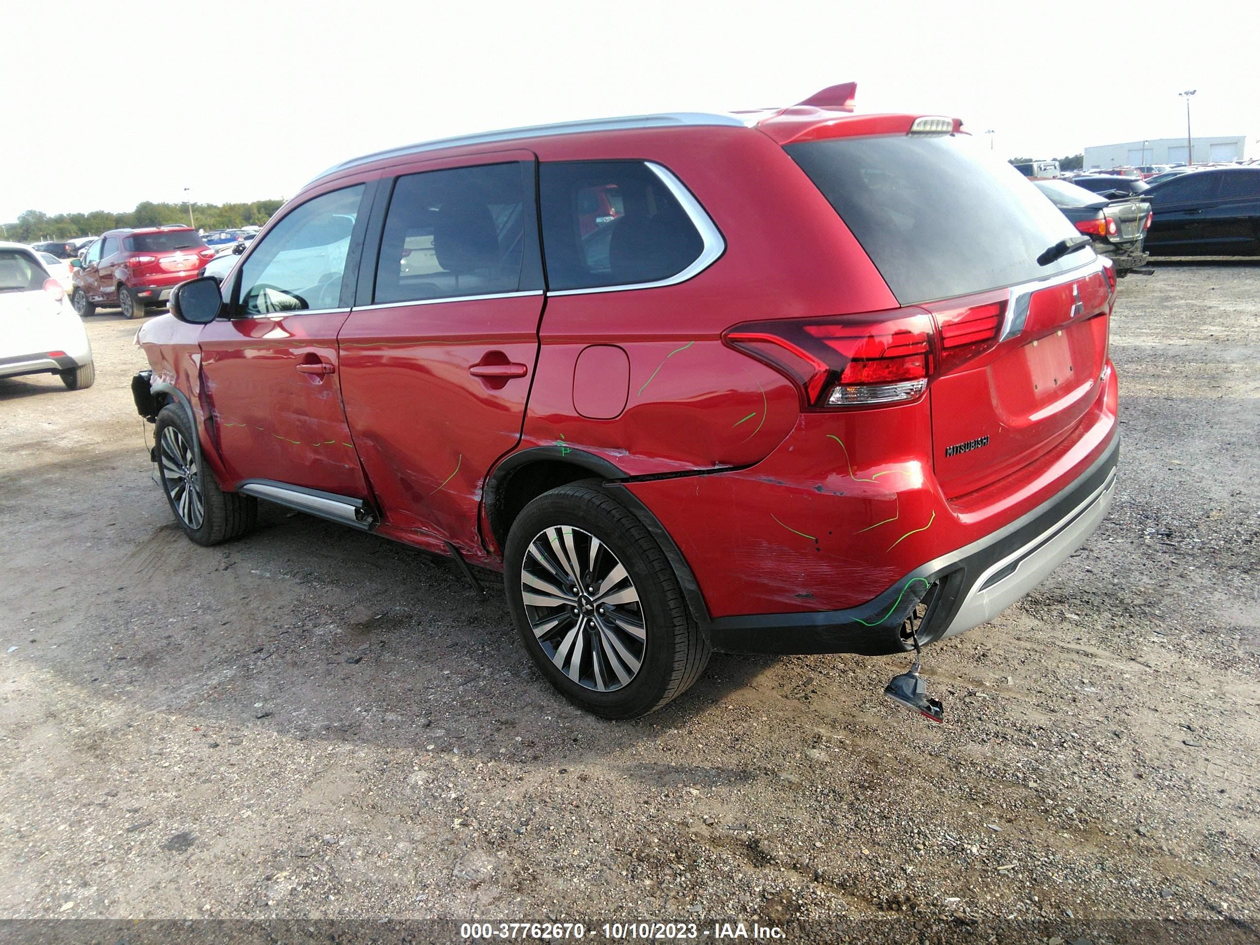 Photo 2 VIN: JA4AD3A35KZ024886 - MITSUBISHI OUTLANDER 