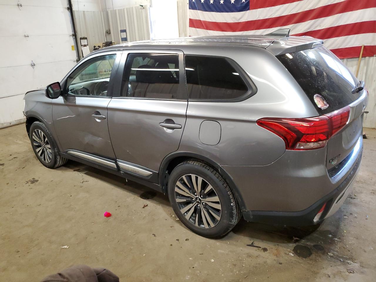 Photo 1 VIN: JA4AD3A35KZ041218 - MITSUBISHI OUTLANDER 