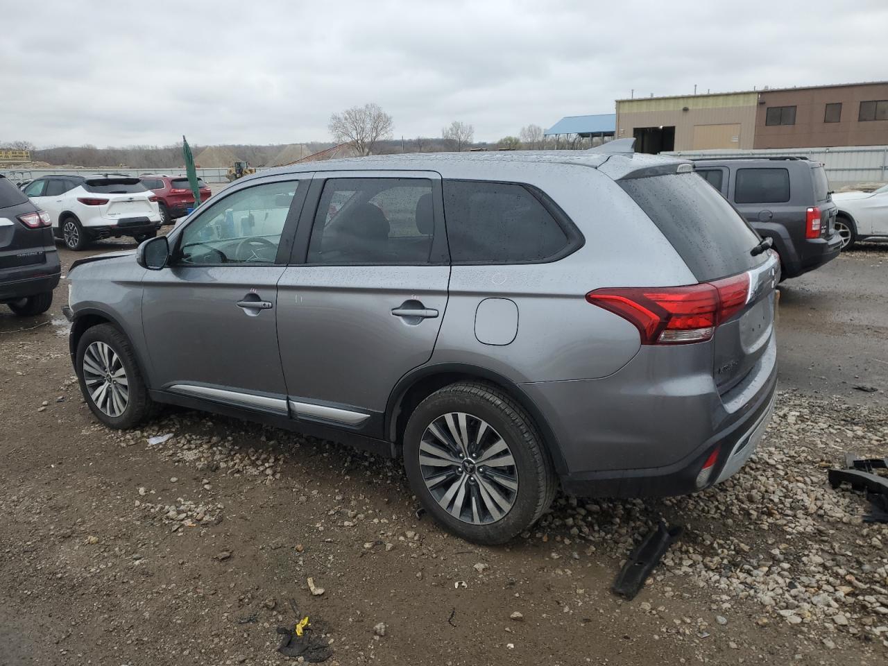 Photo 1 VIN: JA4AD3A35KZ050291 - MITSUBISHI OUTLANDER 