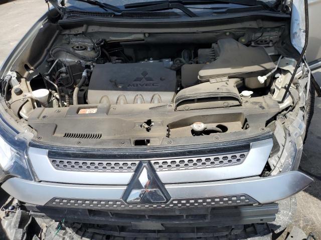 Photo 11 VIN: JA4AD3A35LZ043827 - MITSUBISHI OUTLANDER 