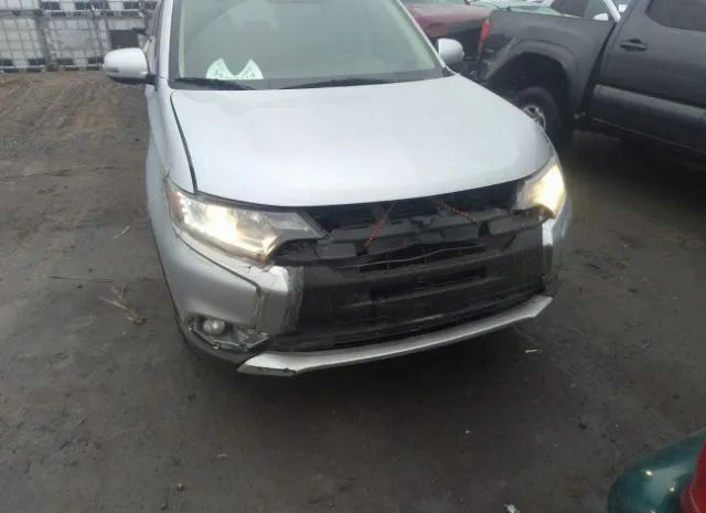 Photo 5 VIN: JA4AD3A36GZ012043 - MITSUBISHI OUTLANDER 