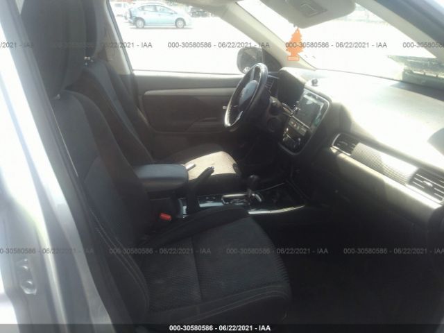 Photo 4 VIN: JA4AD3A36HZ059607 - MITSUBISHI OUTLANDER 