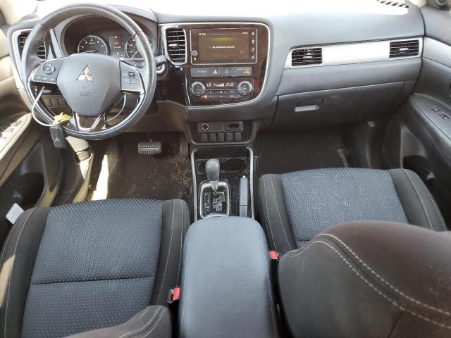 Photo 7 VIN: JA4AD3A36JZ032199 - MITSUBISHI OUTLANDER 