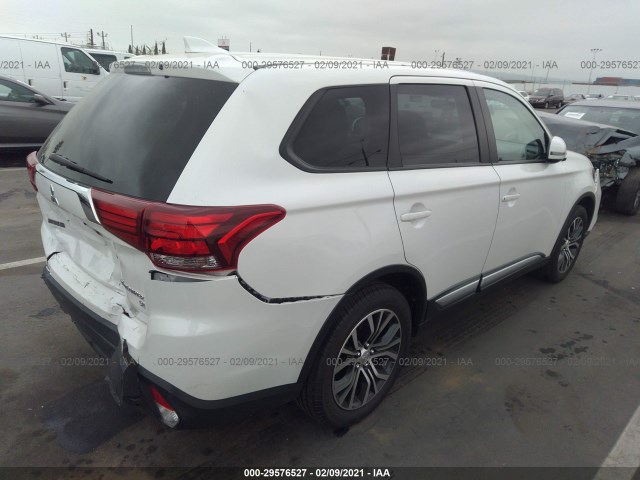 Photo 3 VIN: JA4AD3A36JZ060374 - MITSUBISHI OUTLANDER 