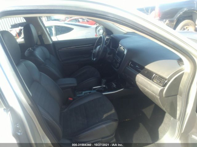 Photo 4 VIN: JA4AD3A36KZ006722 - MITSUBISHI OUTLANDER 