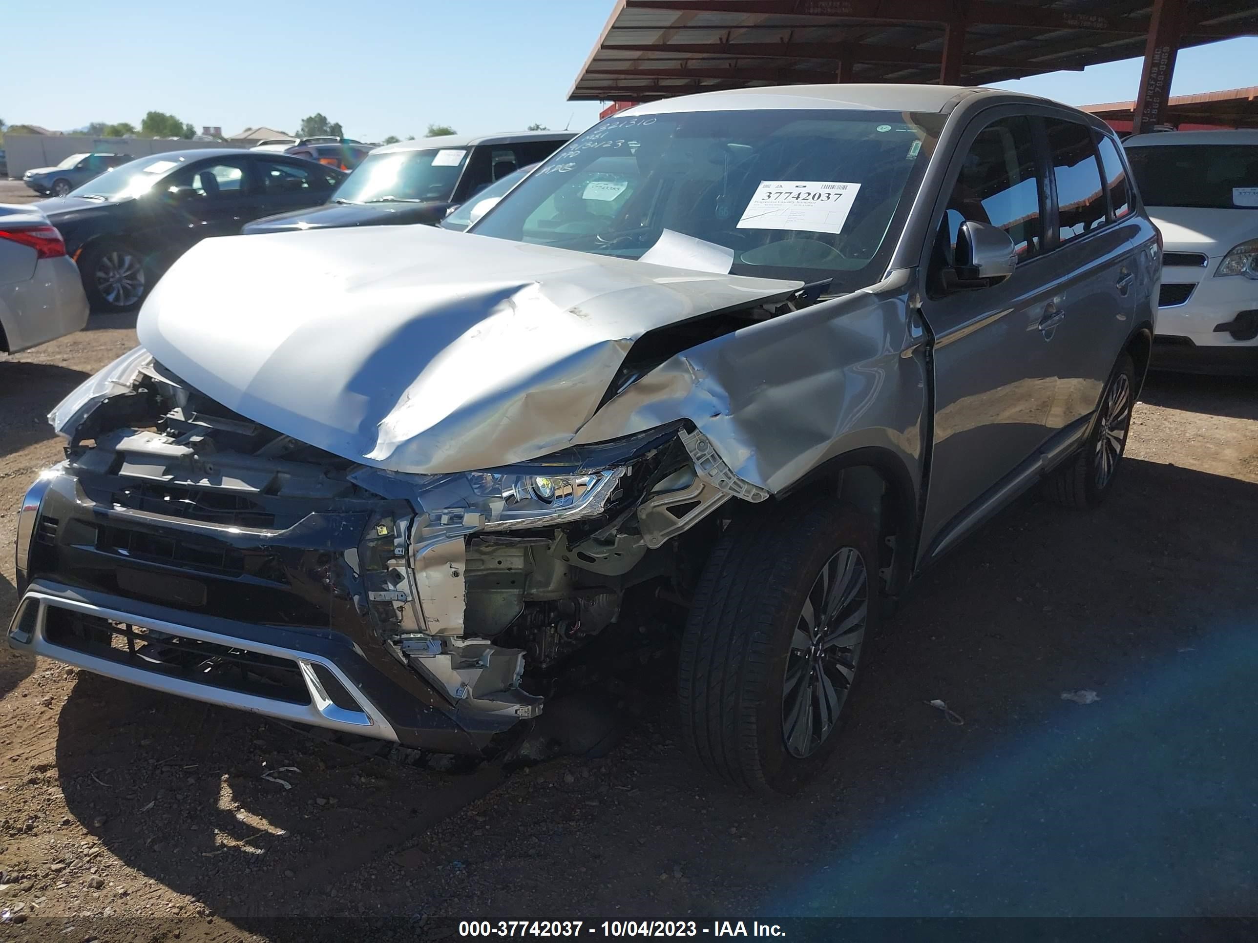 Photo 1 VIN: JA4AD3A36KZ043169 - MITSUBISHI OUTLANDER 