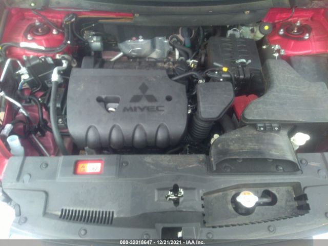 Photo 9 VIN: JA4AD3A36KZ045228 - MITSUBISHI OUTLANDER 