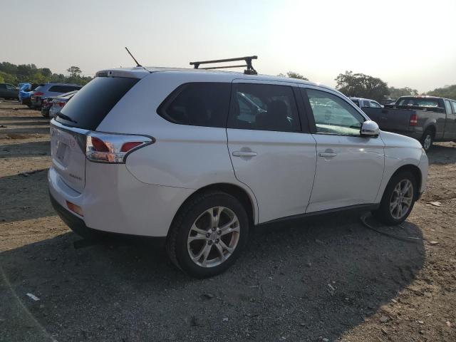 Photo 2 VIN: JA4AD3A37EZ003168 - MITSUBISHI OUTLANDER 