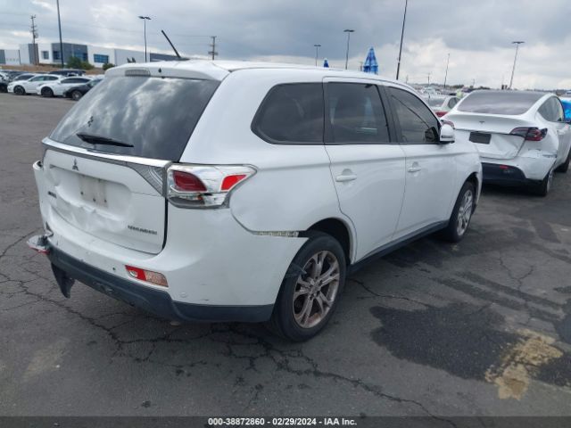 Photo 3 VIN: JA4AD3A37EZ015563 - MITSUBISHI OUTLANDER 