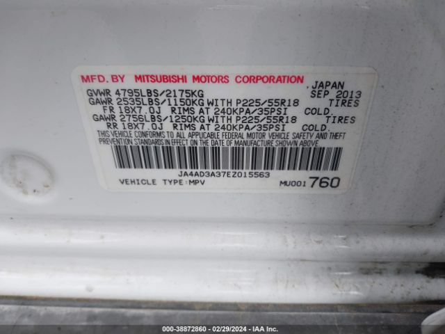 Photo 8 VIN: JA4AD3A37EZ015563 - MITSUBISHI OUTLANDER 