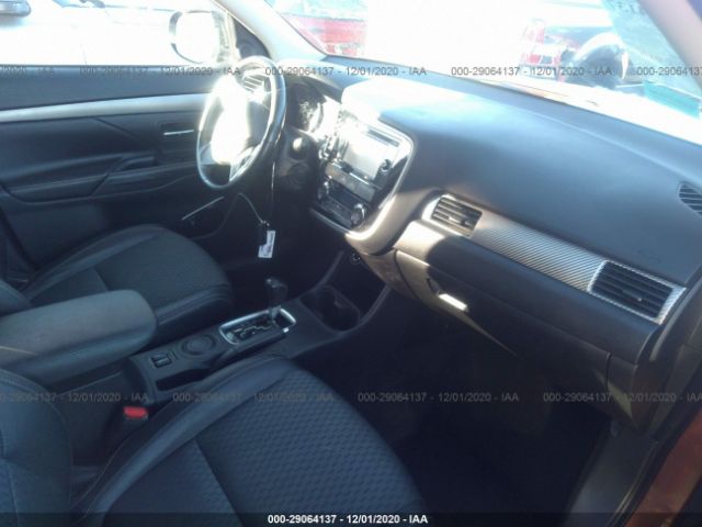 Photo 4 VIN: JA4AD3A37FZ006895 - MITSUBISHI OUTLANDER 