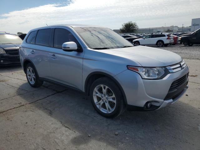 Photo 3 VIN: JA4AD3A37FZ011983 - MITSUBISHI OUTLANDER 