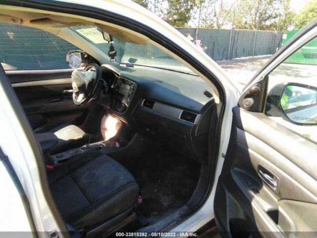 Photo 4 VIN: JA4AD3A37GZ011872 - MITSUBISHI OUTLANDER 