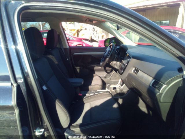 Photo 4 VIN: JA4AD3A37GZ024489 - MITSUBISHI OUTLANDER 