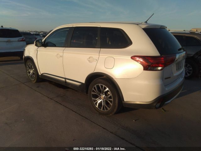 Photo 2 VIN: JA4AD3A37GZ038991 - MITSUBISHI OUTLANDER 