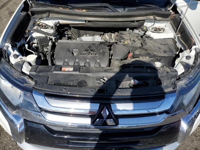 Photo 11 VIN: JA4AD3A37HZ023618 - MITSUBISHI OUTLANDER 