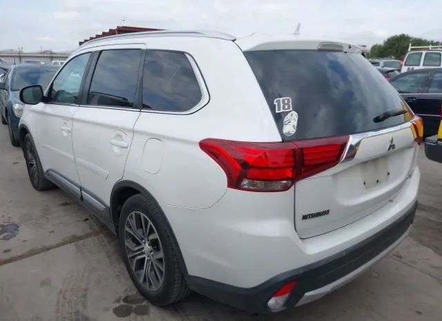 Photo 2 VIN: JA4AD3A37HZ034943 - MITSUBISHI OUTLANDER 