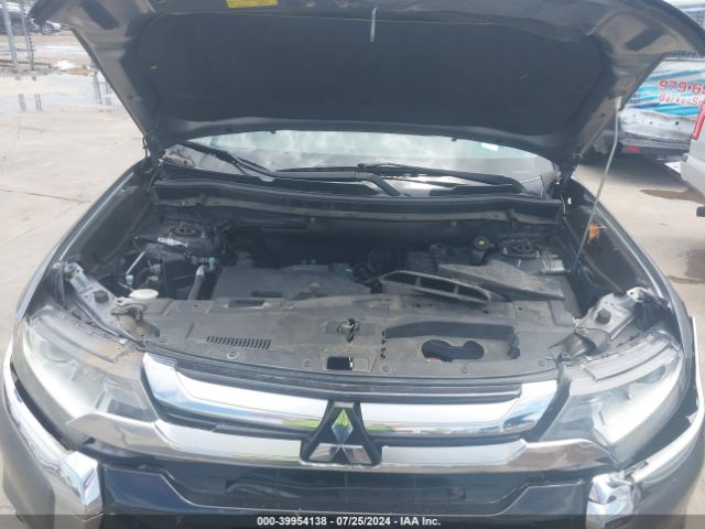 Photo 9 VIN: JA4AD3A37HZ035350 - MITSUBISHI OUTLANDER 