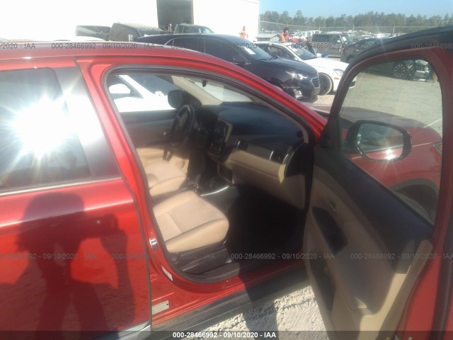 Photo 4 VIN: JA4AD3A37HZ061429 - MITSUBISHI OUTLANDER 