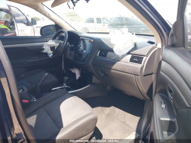 Photo 4 VIN: JA4AD3A37HZ064900 - MITSUBISHI OUTLANDER 