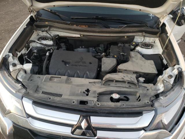 Photo 11 VIN: JA4AD3A37JZ015914 - MITSUBISHI OUTLANDER 