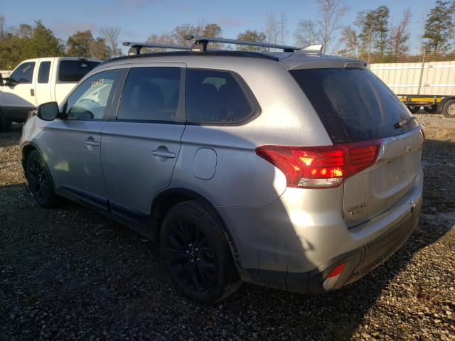 Photo 2 VIN: JA4AD3A37JZ019204 - MITSUBISHI OUTLANDER 